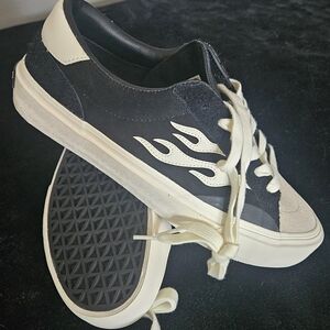 Straye Logan Flame Black and White Sneakers